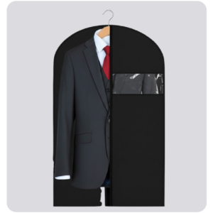 Ideales para oficinas modernas, espacios coworking ejecutivos, empresas de innovación, estudios de diseño y corporativos con cultura contemporánea. Estos porta trajes modernos incluyen cierre magnético invisible, asa minimalista integrada y percha de metal cromado.